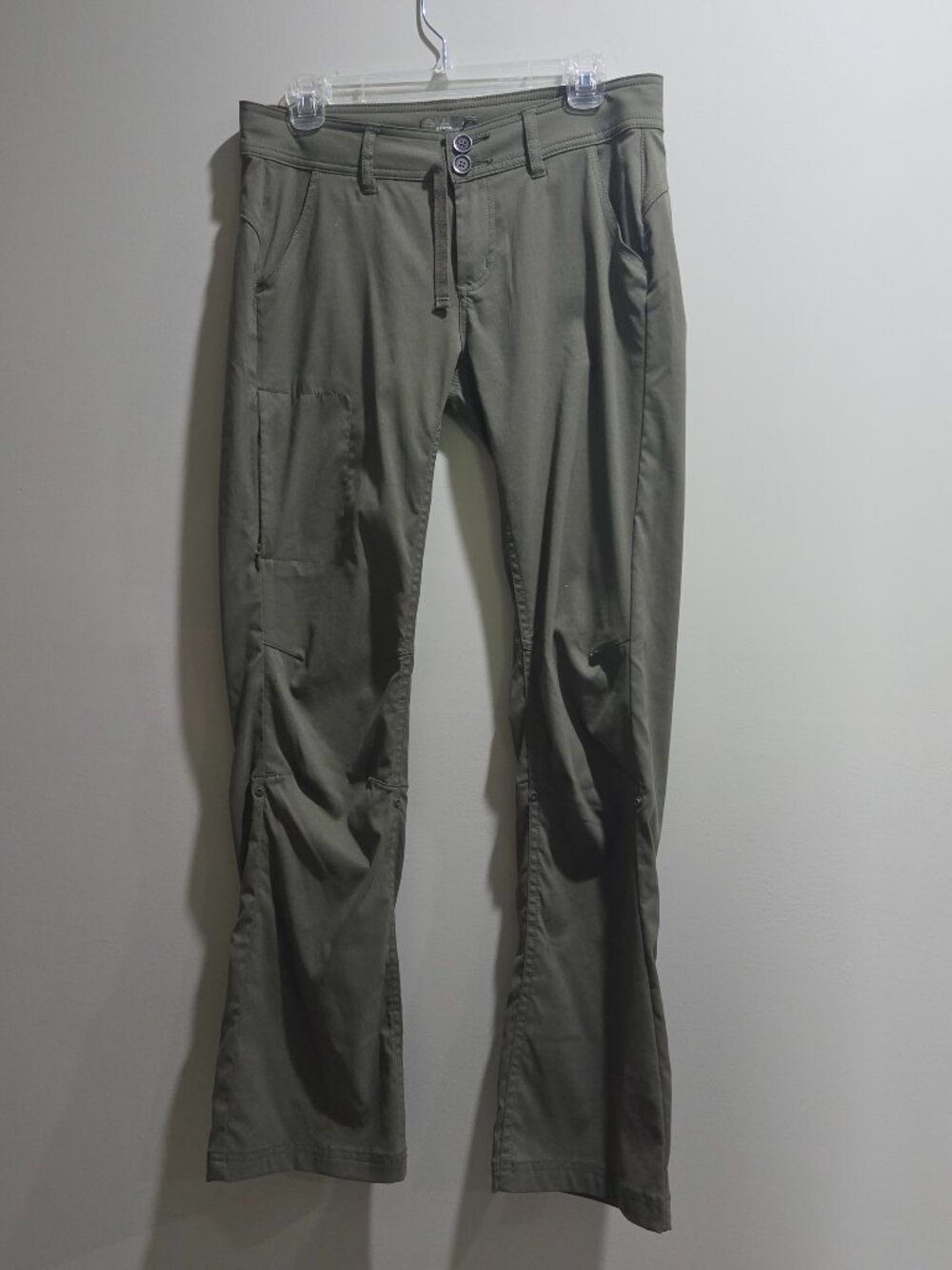 Like new PrAna Halle Women's Hiking Pants size 6 olive green